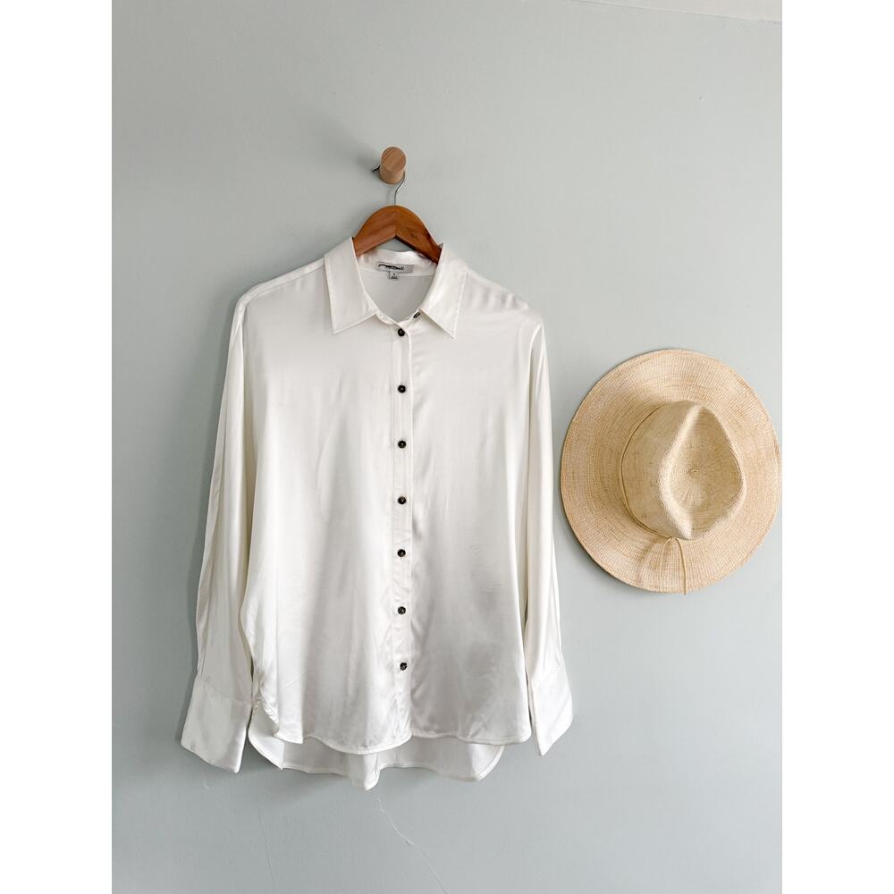 Madewell | NWOT Satin Dolman Button-Up Shirt Winter‎ White | Sz M - Picture 2 of 10